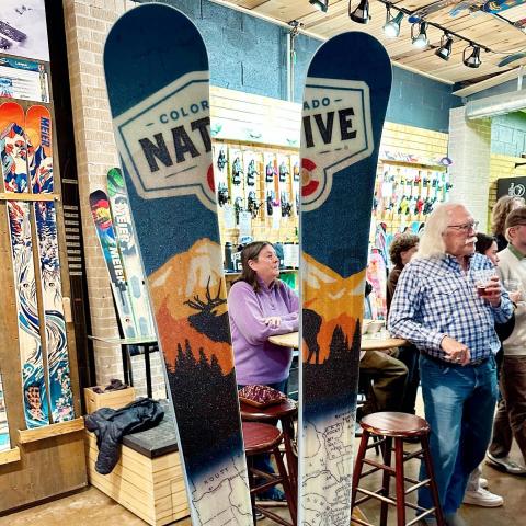 A new year calls for new gear. We're proud to partner with @meierskis on limited-edition Colorado Native skis and snowboards featuring the iconic elk design from our flagship beer, Amber. Our beers are crafted using exclusively Colorado-sourced ingredients, aligning perfectly with Meier's ethos of using Colorado trees to craft their skis. Talk about a match made in heaven. Get yours at the link in our bio 🏂⛷️